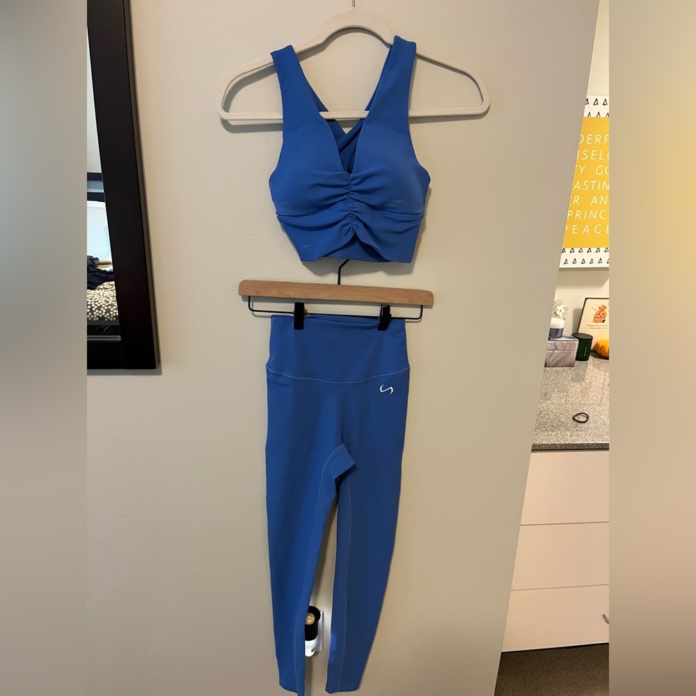 Blue Fabletics Set - image 1